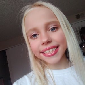 Meet your Posher, Daisy